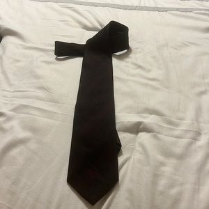 Kenneth Cole deep purple/black 100% silk tie